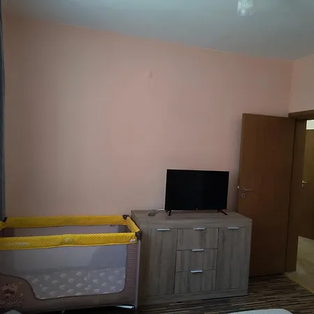 за гости александър *