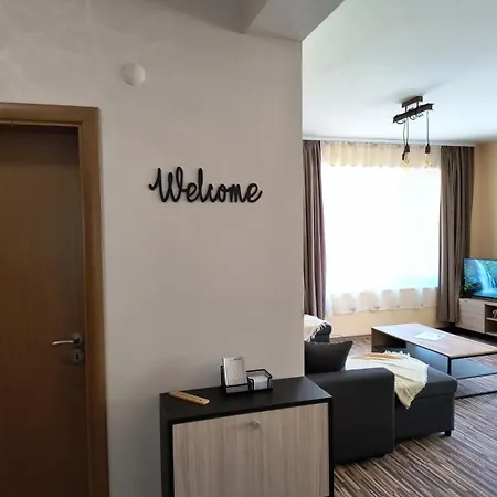 за гости александър