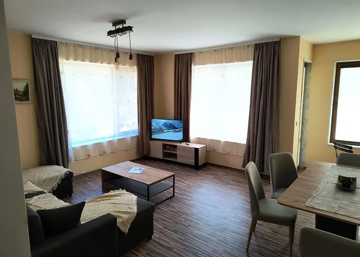 за гости александър צ'פלארה